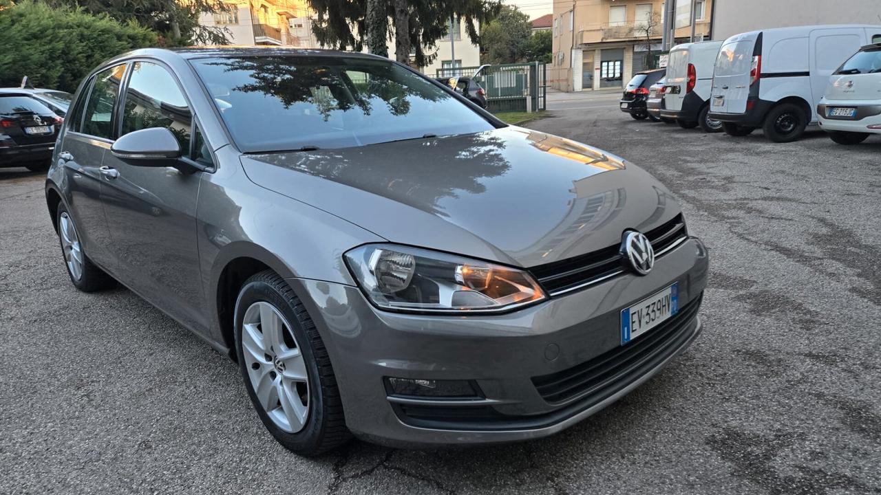 Volkswagen Golf 1.6 TDI 5p. 4MOTION Highline BlueMotion Technology