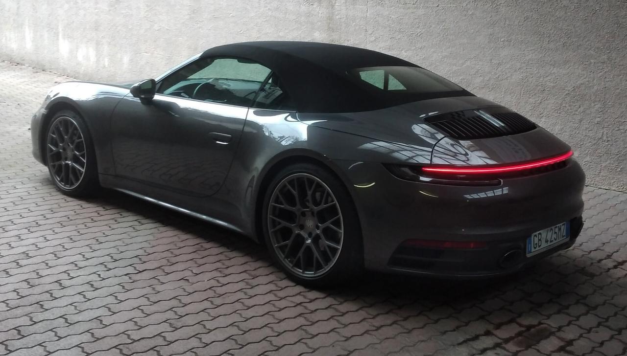 Porsche 911 Carrera Cabriolet