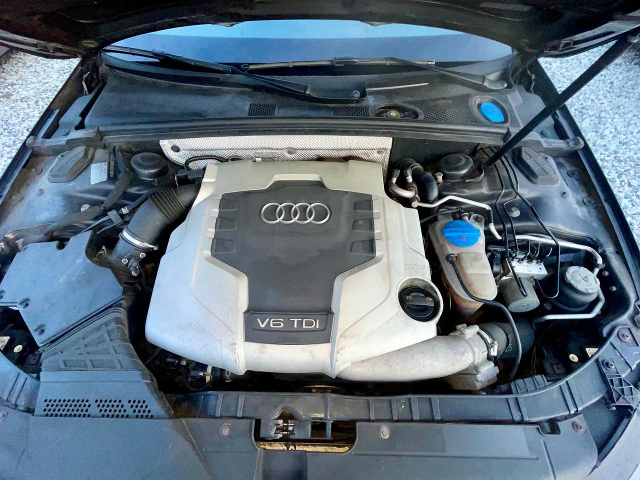 Audi A4 Avant 3.0 TDI clean diesel quattro tiptronic Advanced