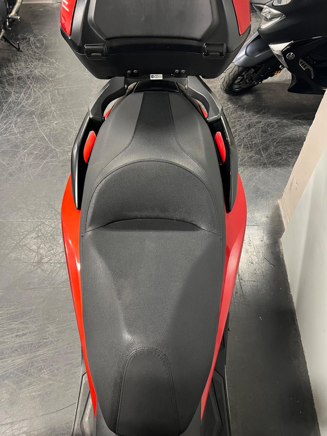 Honda Forza 350