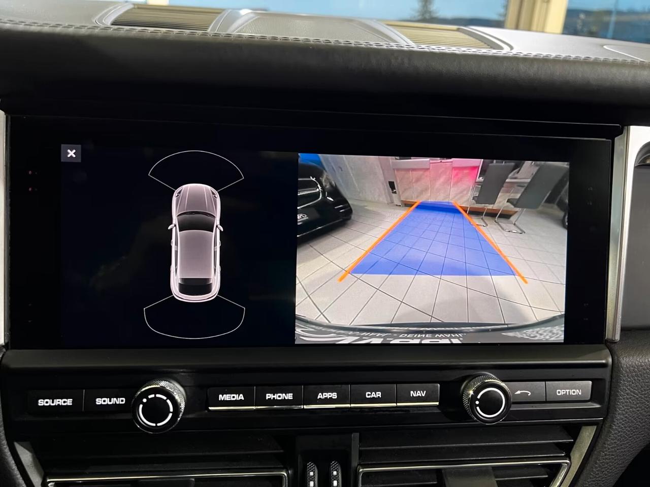Porsche Macan 2.0 TETTO-NAVI-PELLE-TELECAMERA-SERVICE