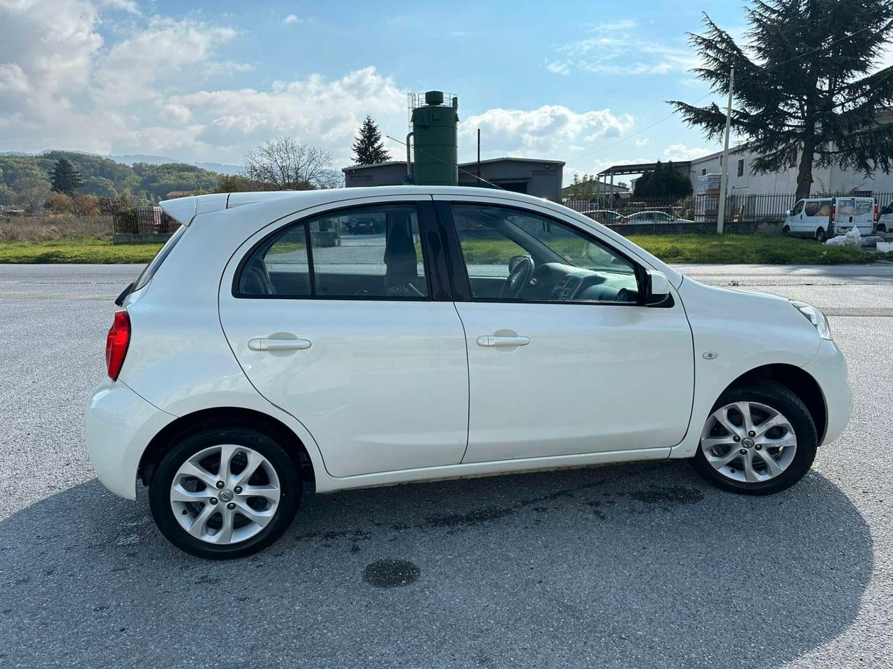 Nissan Micra 1.2 12V 5 porte Acenta-2017