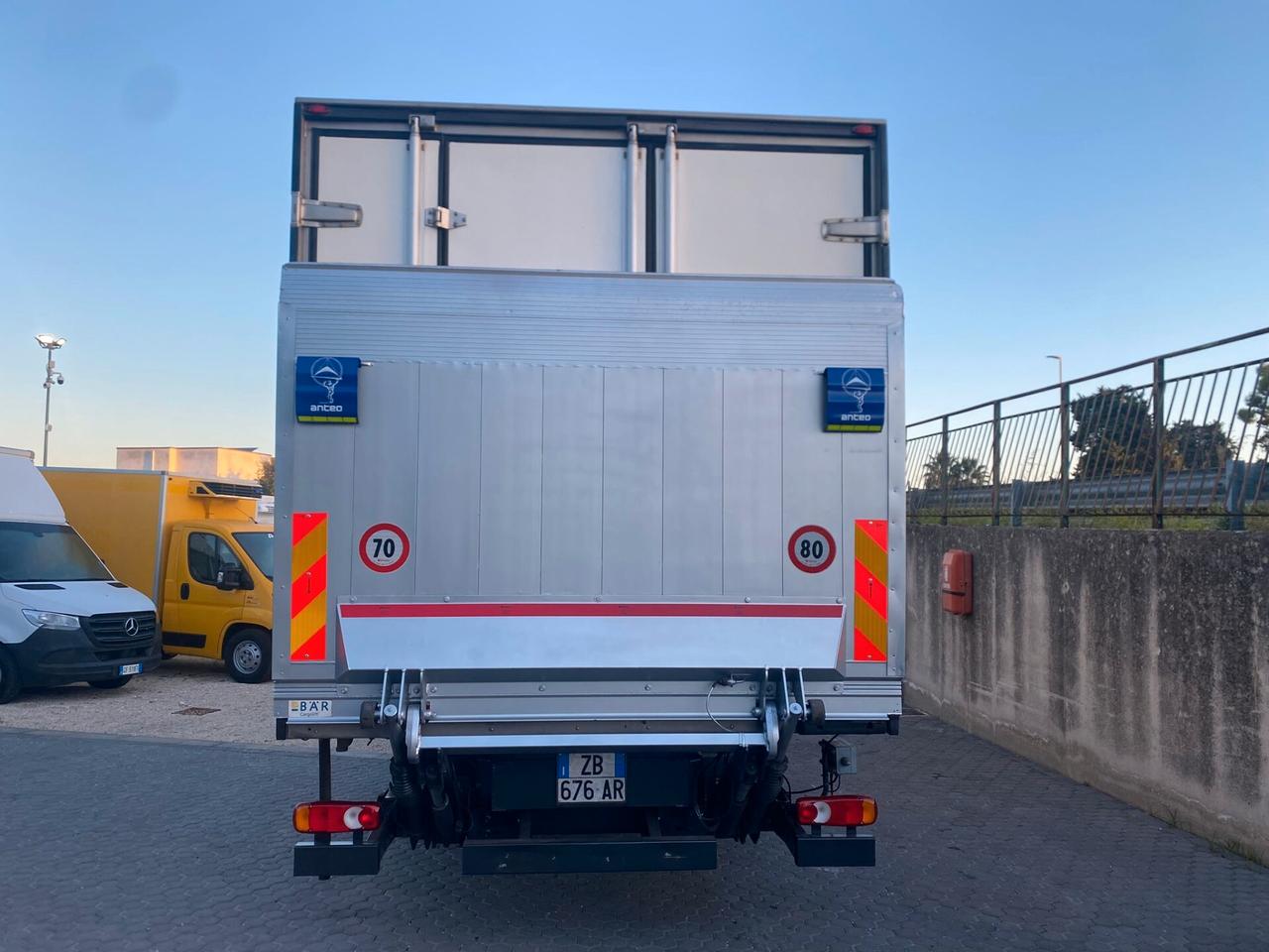 IVECO Eurocargo Cube 100 E18 Isotermico Refrigerato