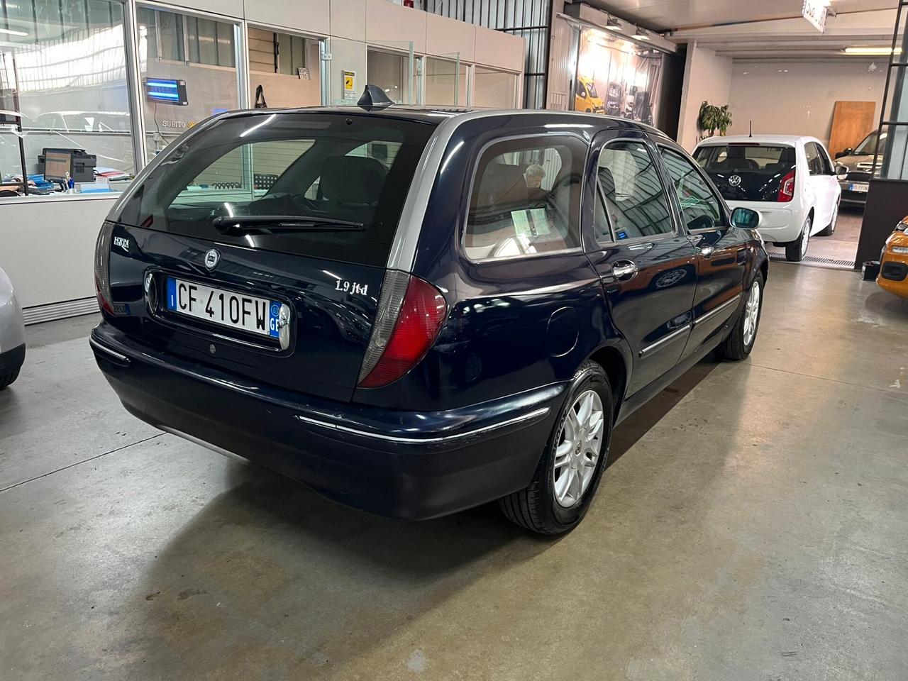 Lancia Lybra 1.9 JTD Station Wagon