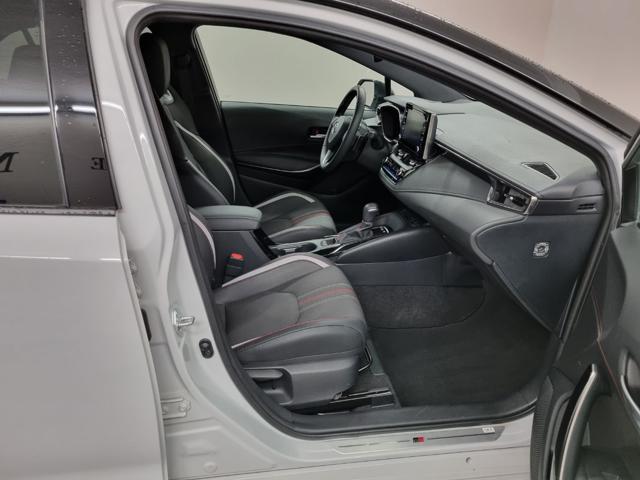 TOYOTA Corolla 2.0 Hybrid GR SPORT