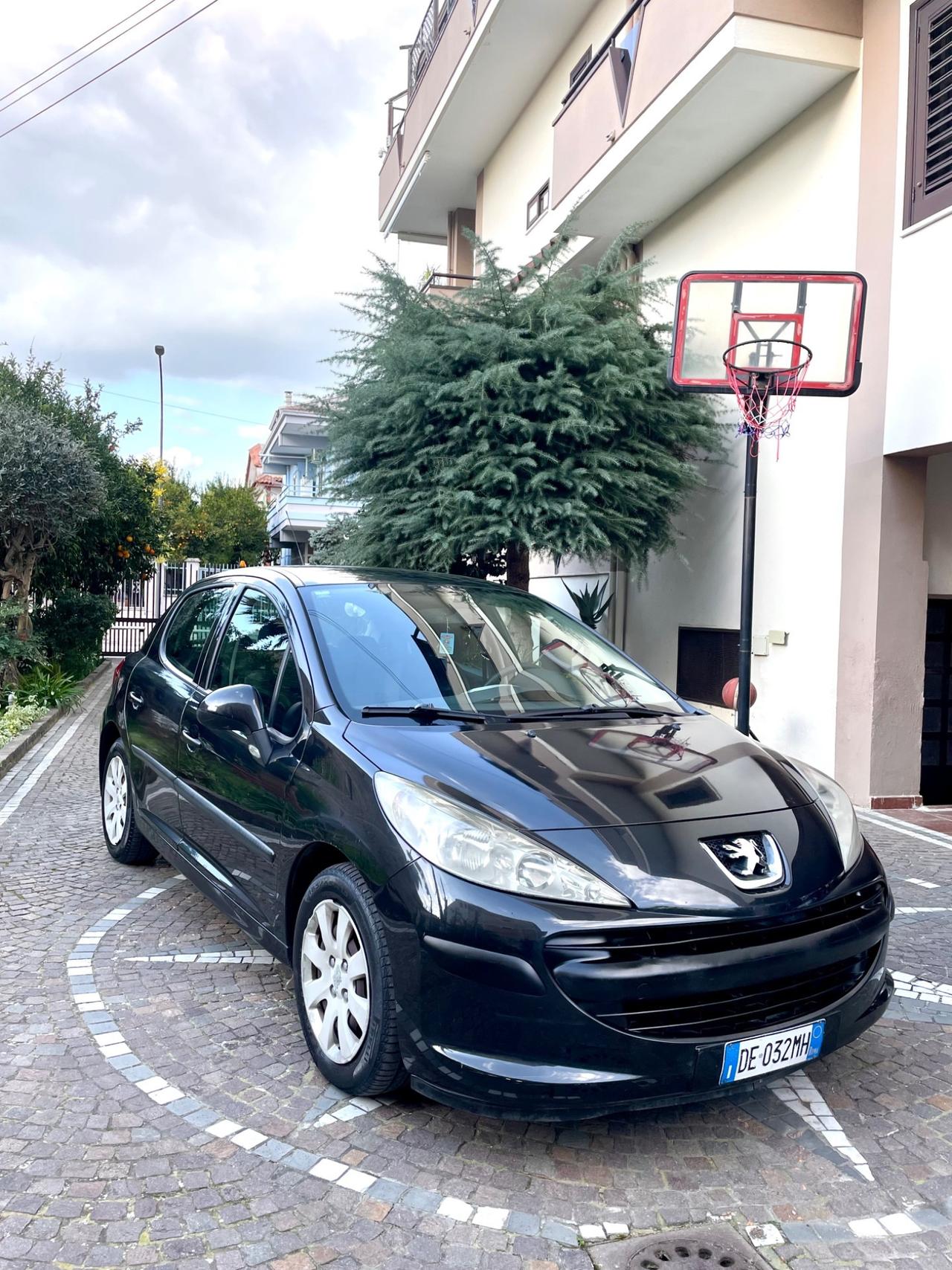 Peugeot 207 1.4 HDi 70CV 5p. X Line