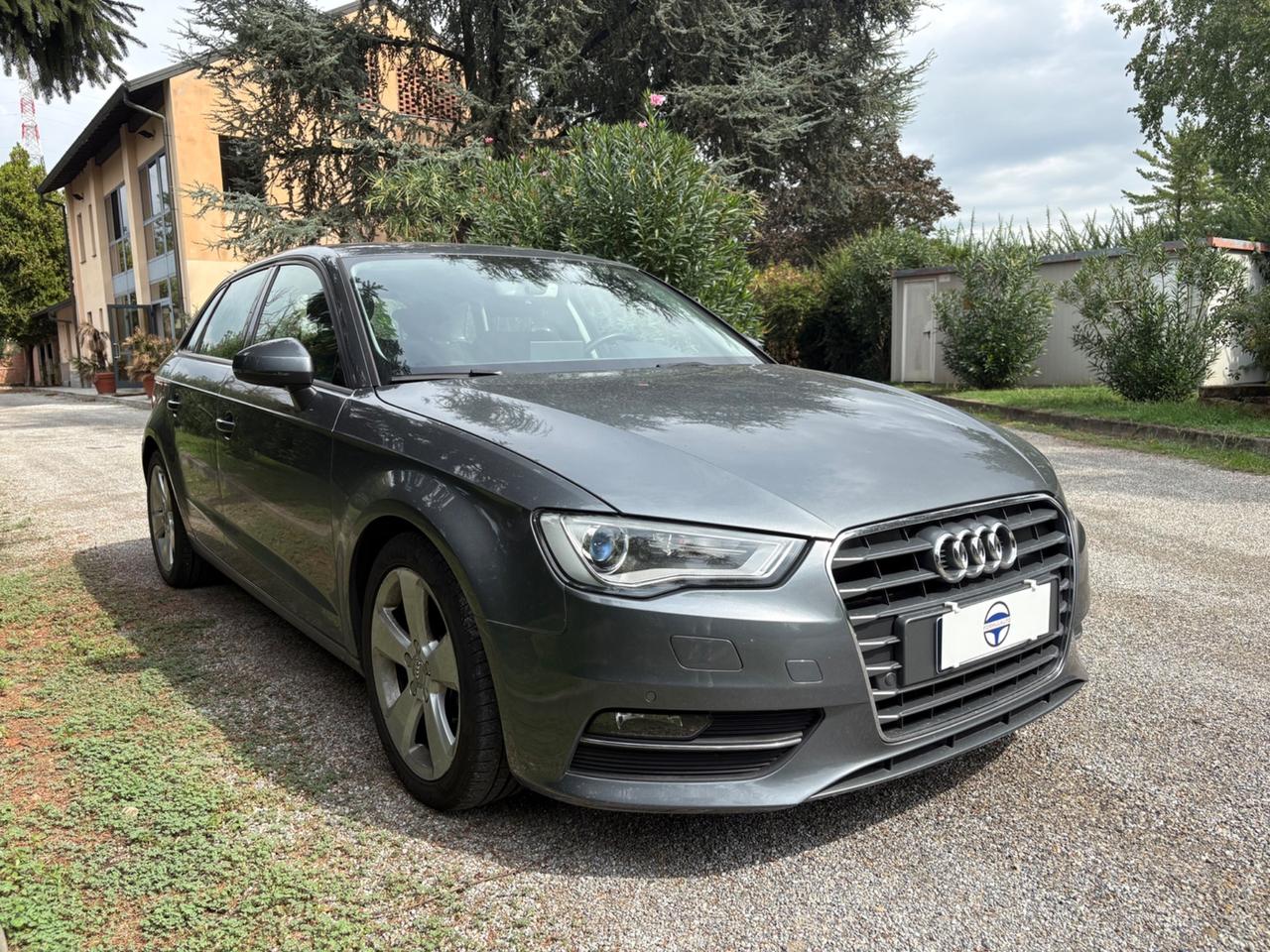 AUDI A3 Sportback 1.6 tdi Business 110cv S-Tronic