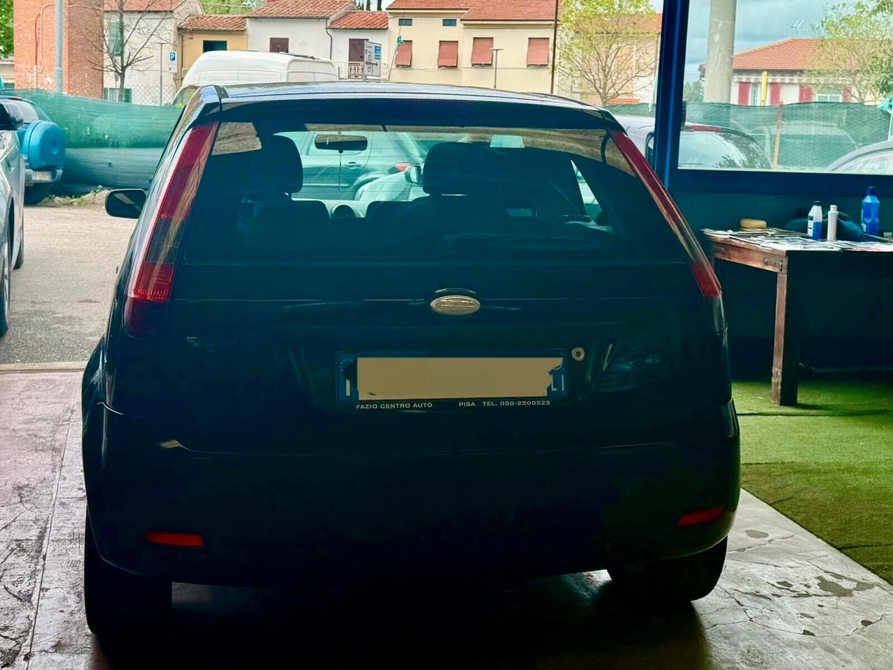 Ford Fiesta 1.2 16V 3p. Ambiente