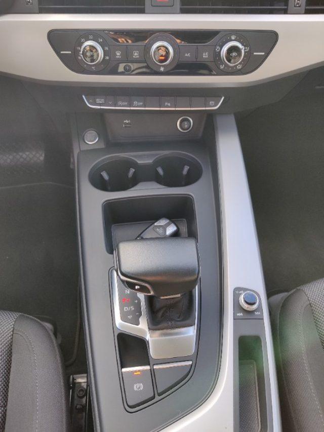 AUDI A4 Avant 30 TDI/136 CV S tronic Business