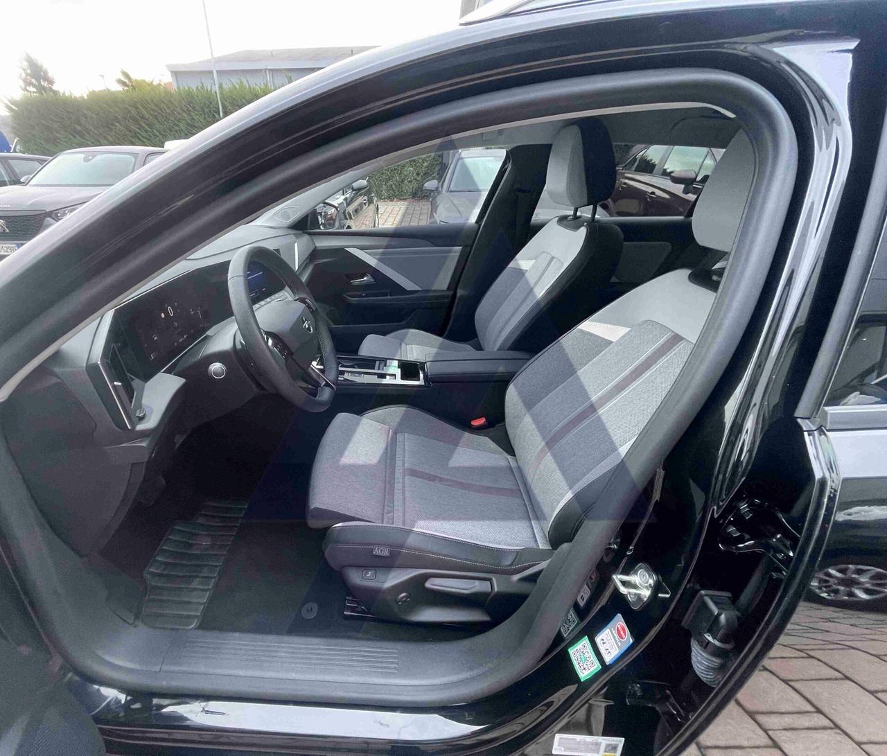 Opel Astra 1.5 Turbo Diesel 130 CV AT8 Sports Tourer Edition