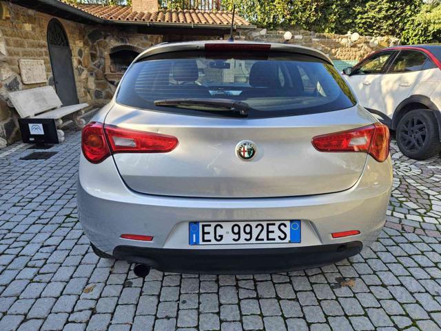 ALFA ROMEO Giulietta 1.6 JTDm-2 105 CV Distinctive