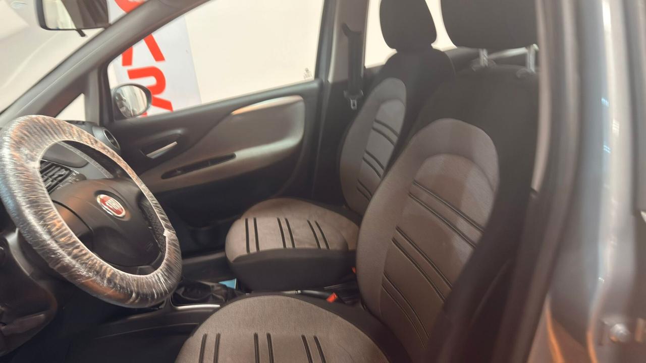 Fiat Punto Evo 1.4 5 porte S&S Dualogic Dynamic