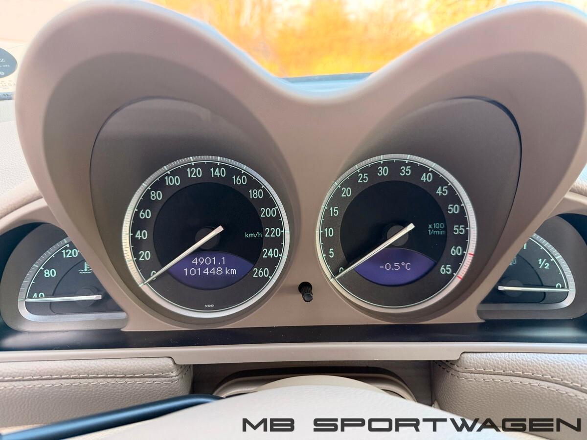 Mercedes-benz SL 350 V6 - ASI NO ABC UNICO PROPRIETARIO DEL 1930