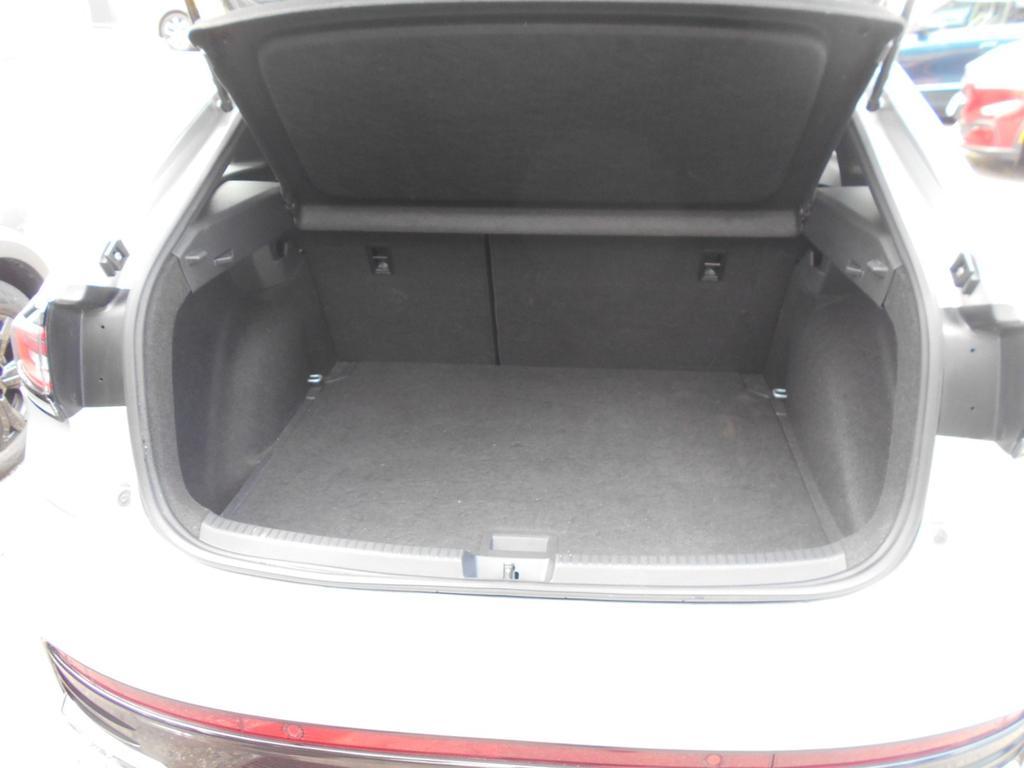 Volkswagen Taigo 1.5 TSI ACT R-Line DSG