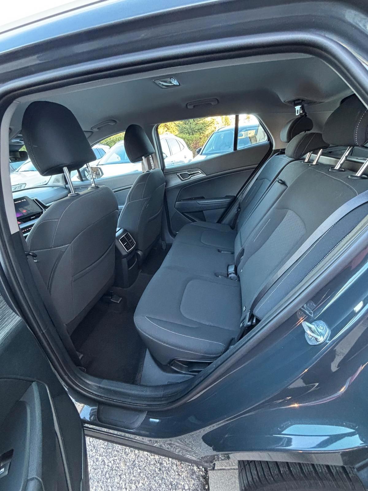 Kia Sportage 1.6 CRDi MHEV DCT Business