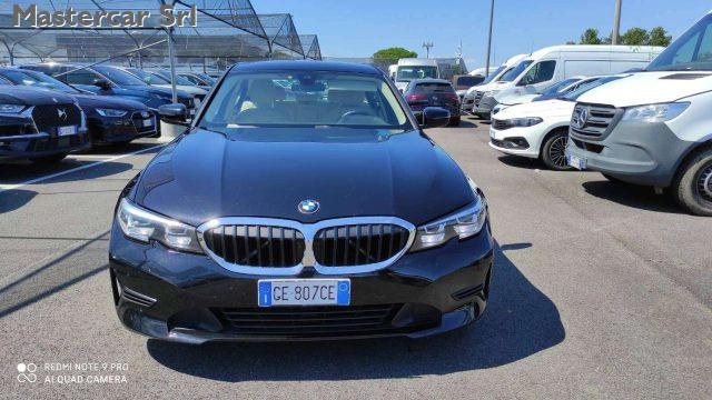 BMW 320 320D 48V BUSINESS ADVANTAGE AUTO - VOLANTE M - GE8