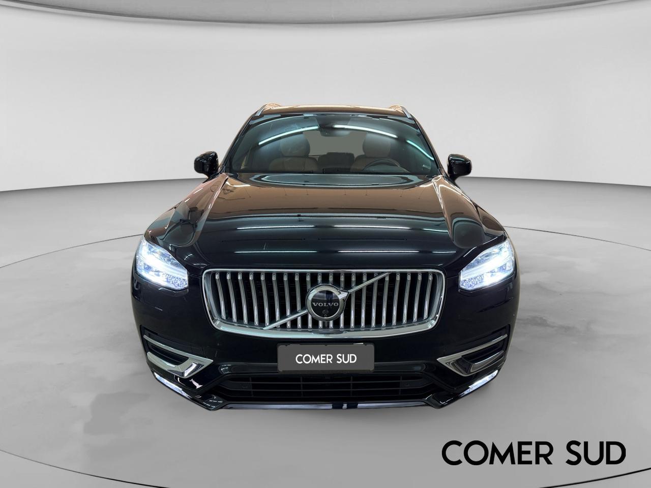 VOLVO XC90 II - XC90 2.0 D5 Momentum awd geartronic