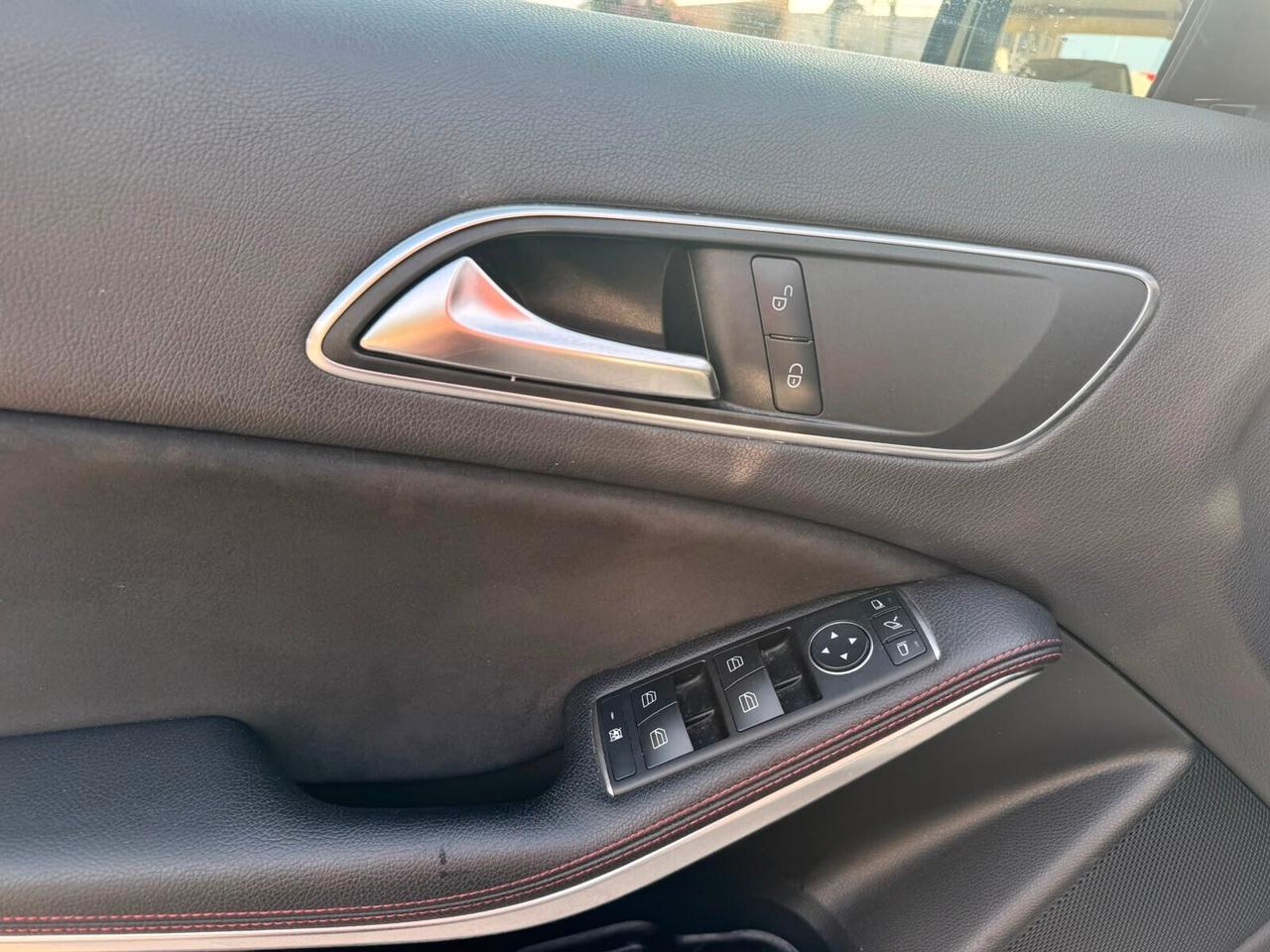 Mercedes-benz A 200 CDI BlueEFFICIENCY Sport