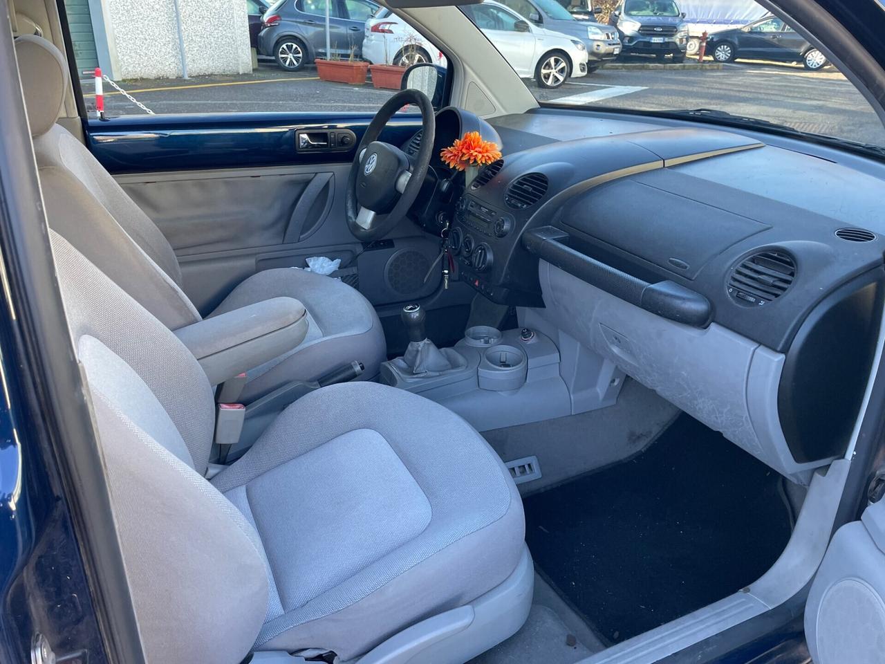 Volkswagen New Beetle 1.6*Neopatentati*Tenuta benissimo *