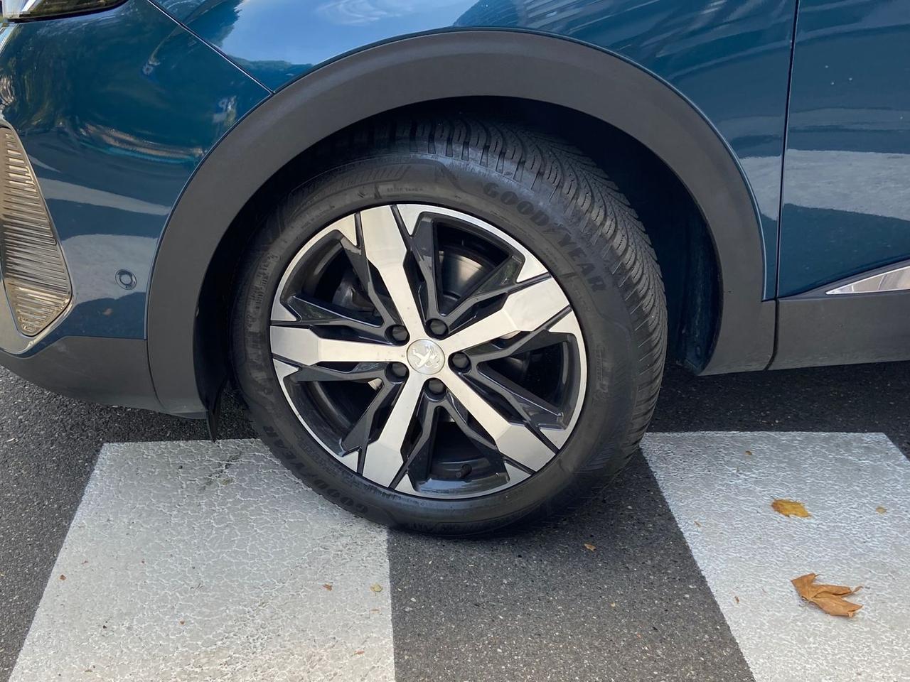 Peugeot 3008 Allure Pack 1.5 Blue HDI 130 #11985