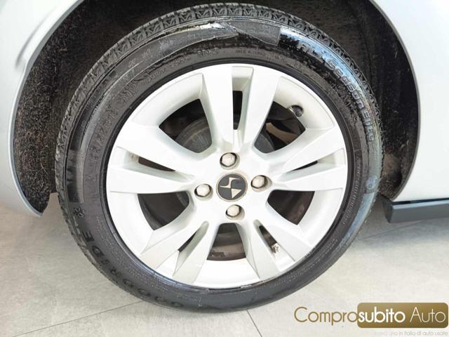 DS AUTOMOBILES DS 3 1.4 HDi 70 Chic