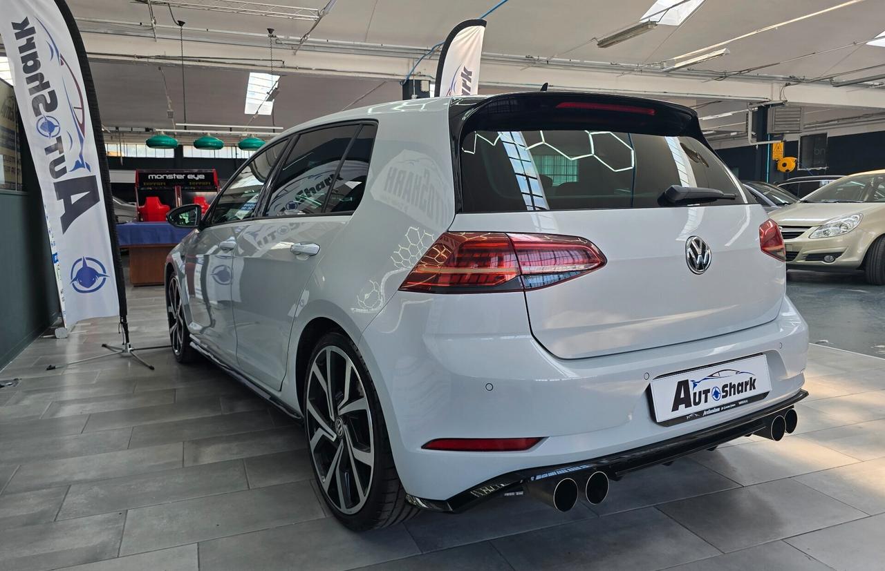 VOLKSWAGEN GOLF R-Line 2.0 TDI DSG 150CV 5p. SPORT