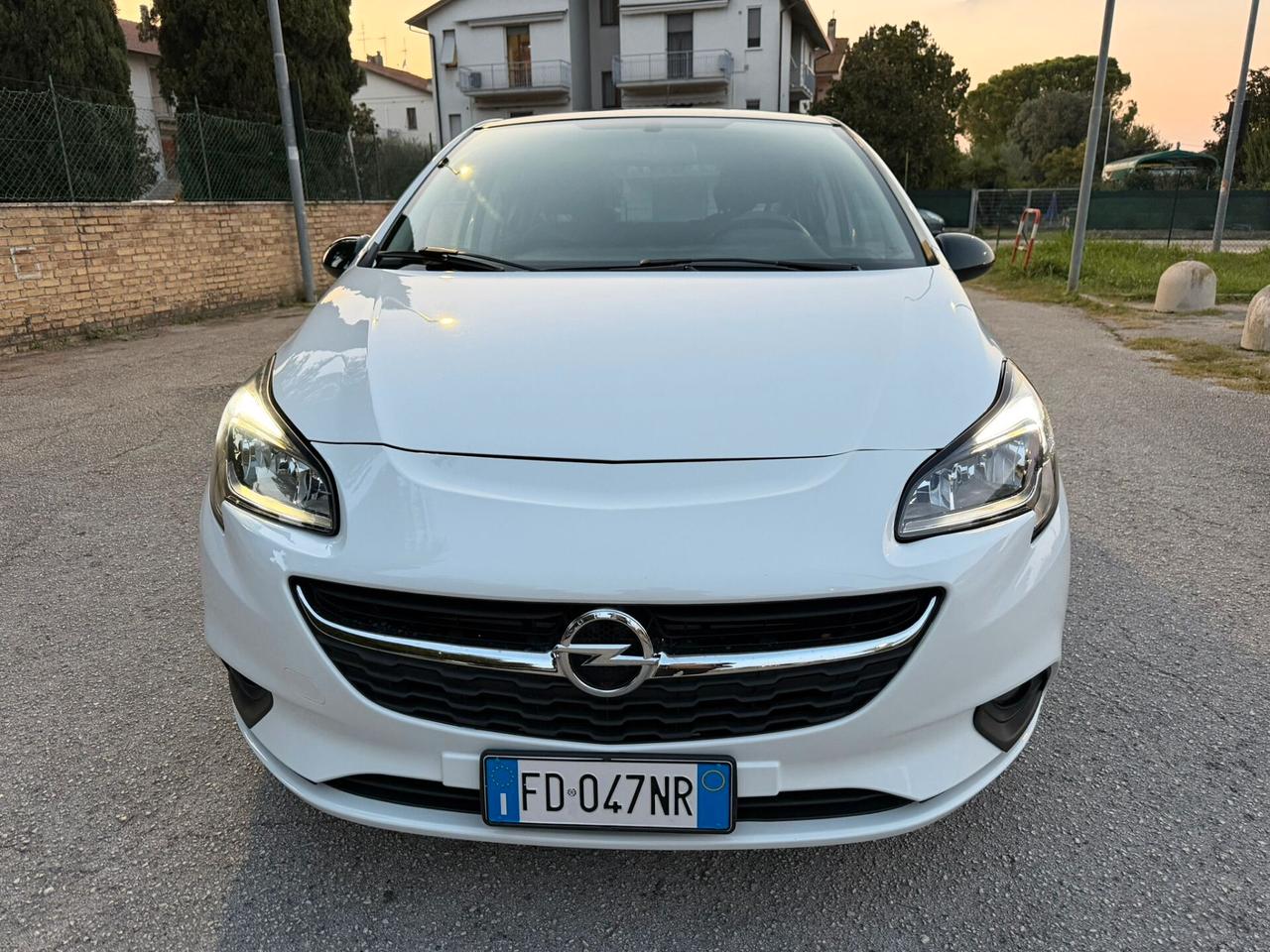 Opel Corsa 1.4 90CV GPL Tech 5 porte Innovation