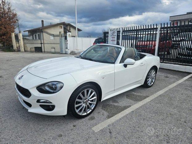 FIAT 124 Spider Turbo Lusso