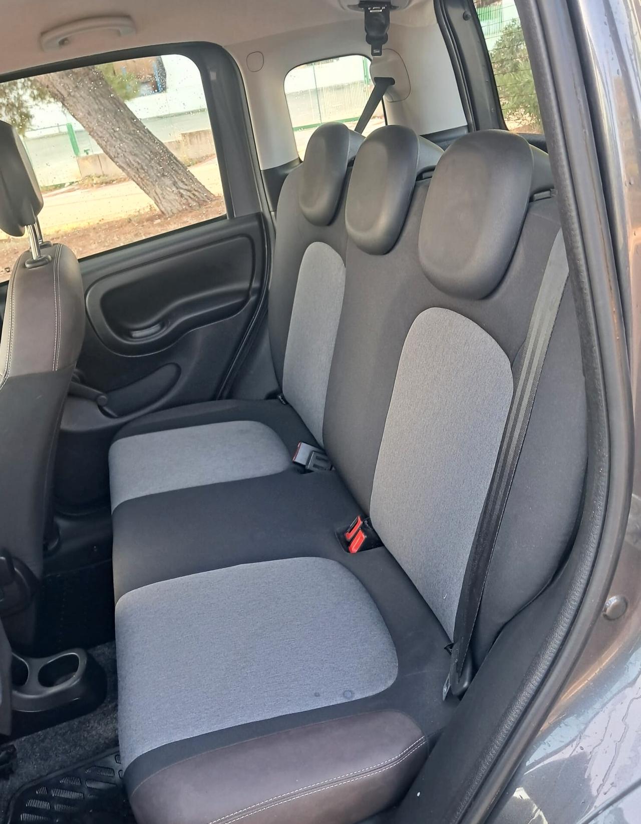 Fiat Panda 1.3 M-Jet Cross 4x4 con gancio traino