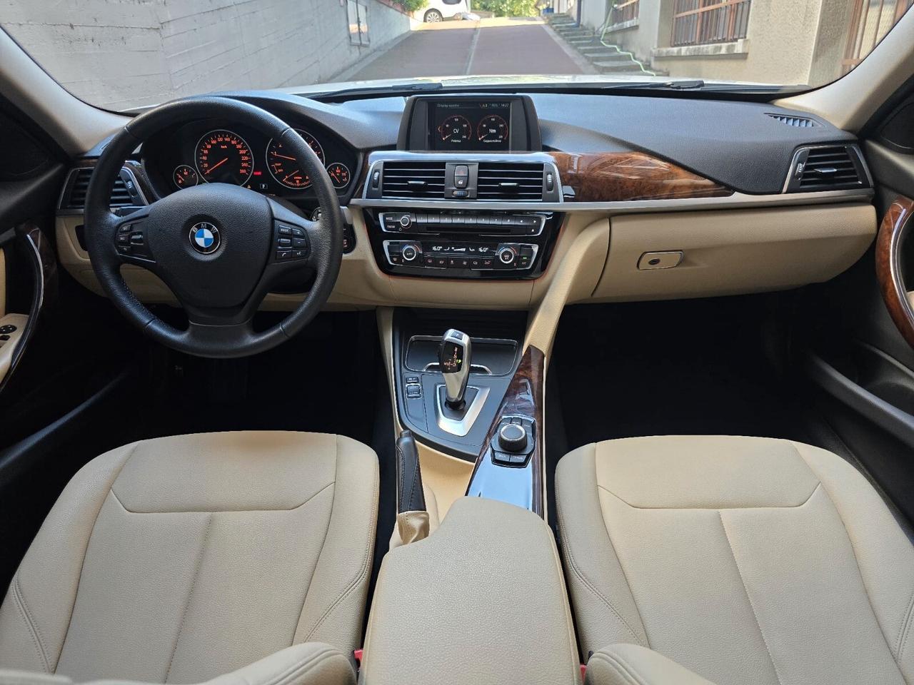 Bmw 320 320i Business Advantage - Automatica TETTO Pari al nuovo !!!!