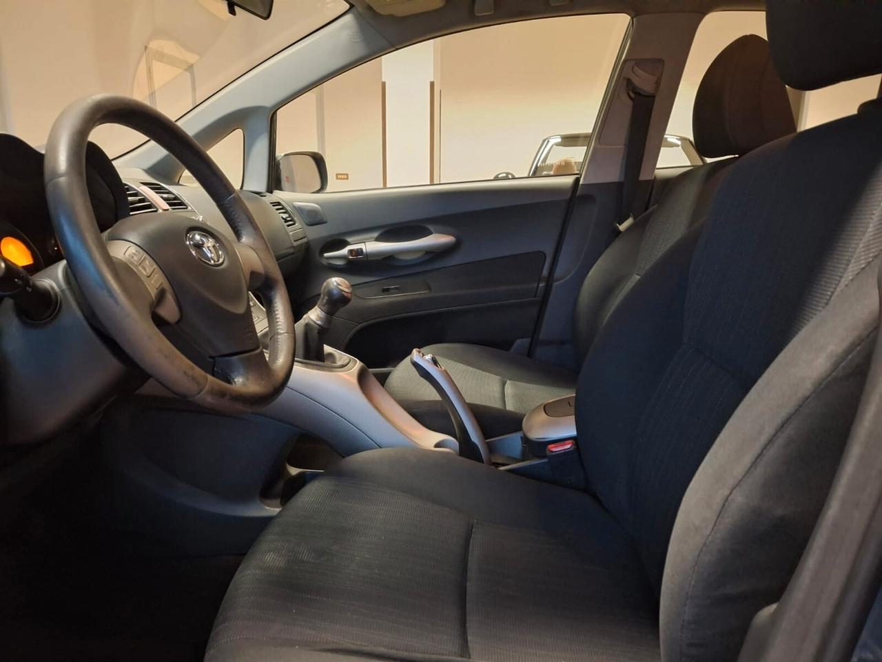 Toyota Auris 5p 1.4 d-4d*NEOPATENTATI