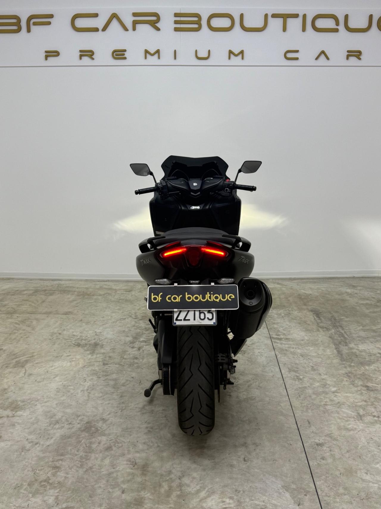 Yamaha TMAX 560