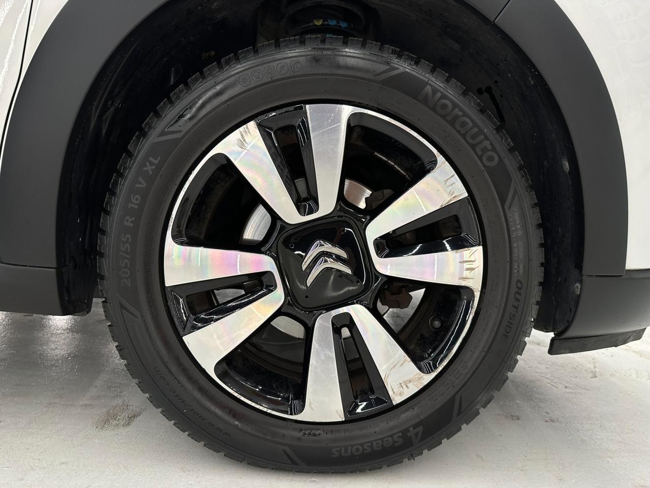 Citroen C3 1.2 110CV-CAMBIO AUTOMATICO-KM CERTIFICATI-PERMUT