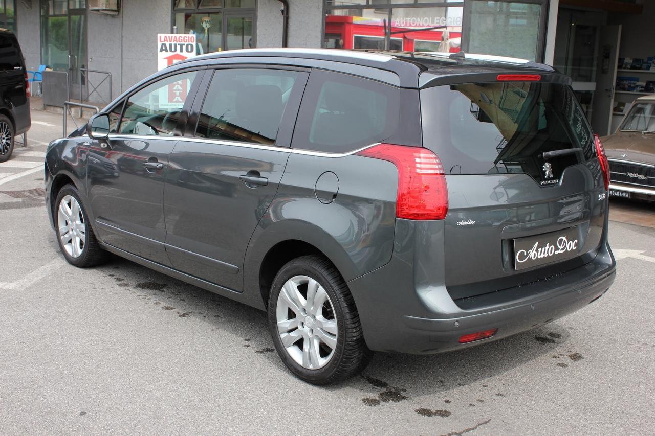 Peugeot 5008 1.6 HDi 115CV Active Mix TETTO PANORAMICO SENSORI