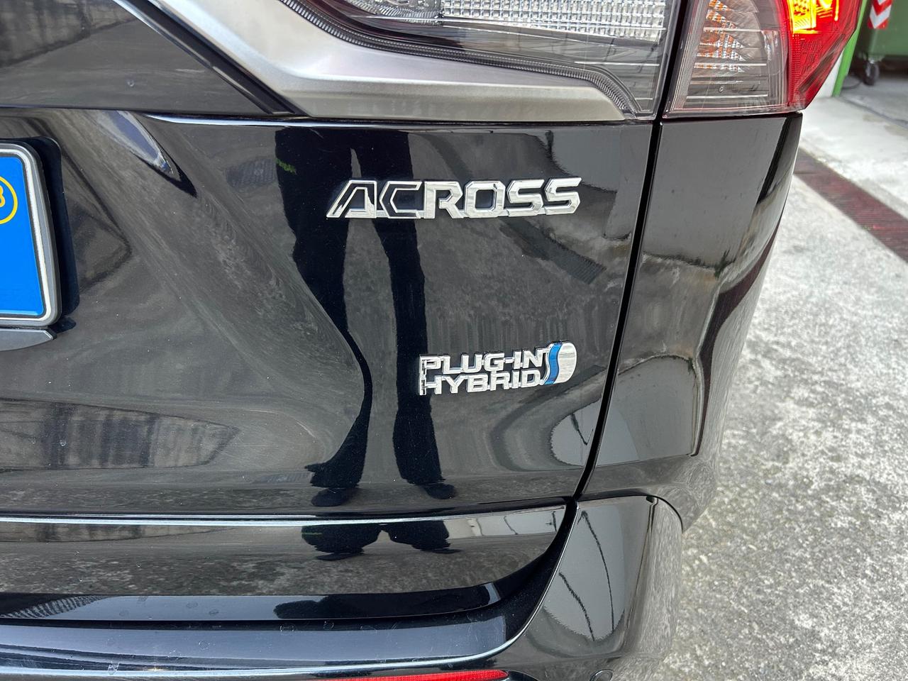 Suzuki Across 2.5 Plug-in Hybrid E-CVT 4WD Top