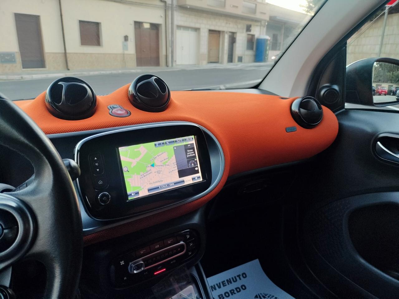 Smart ForTwo 1000 52 kW MHD coupé passion