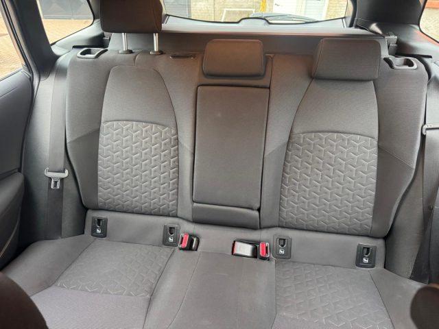 TOYOTA Corolla Touring 1.8 Hybrid Business(AUTOCARRO N1)