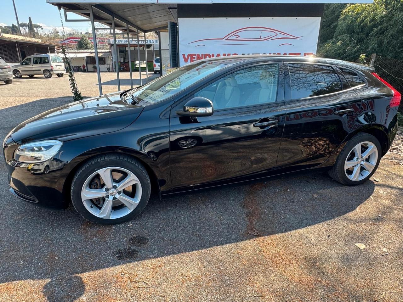 Volvo V40 D2 Geartronic Business