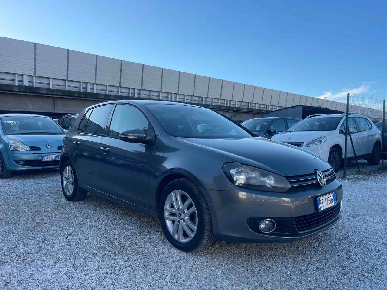 VOLKSWAGEN GOLF - 2.0 TDI 110CV - HIGHLNE