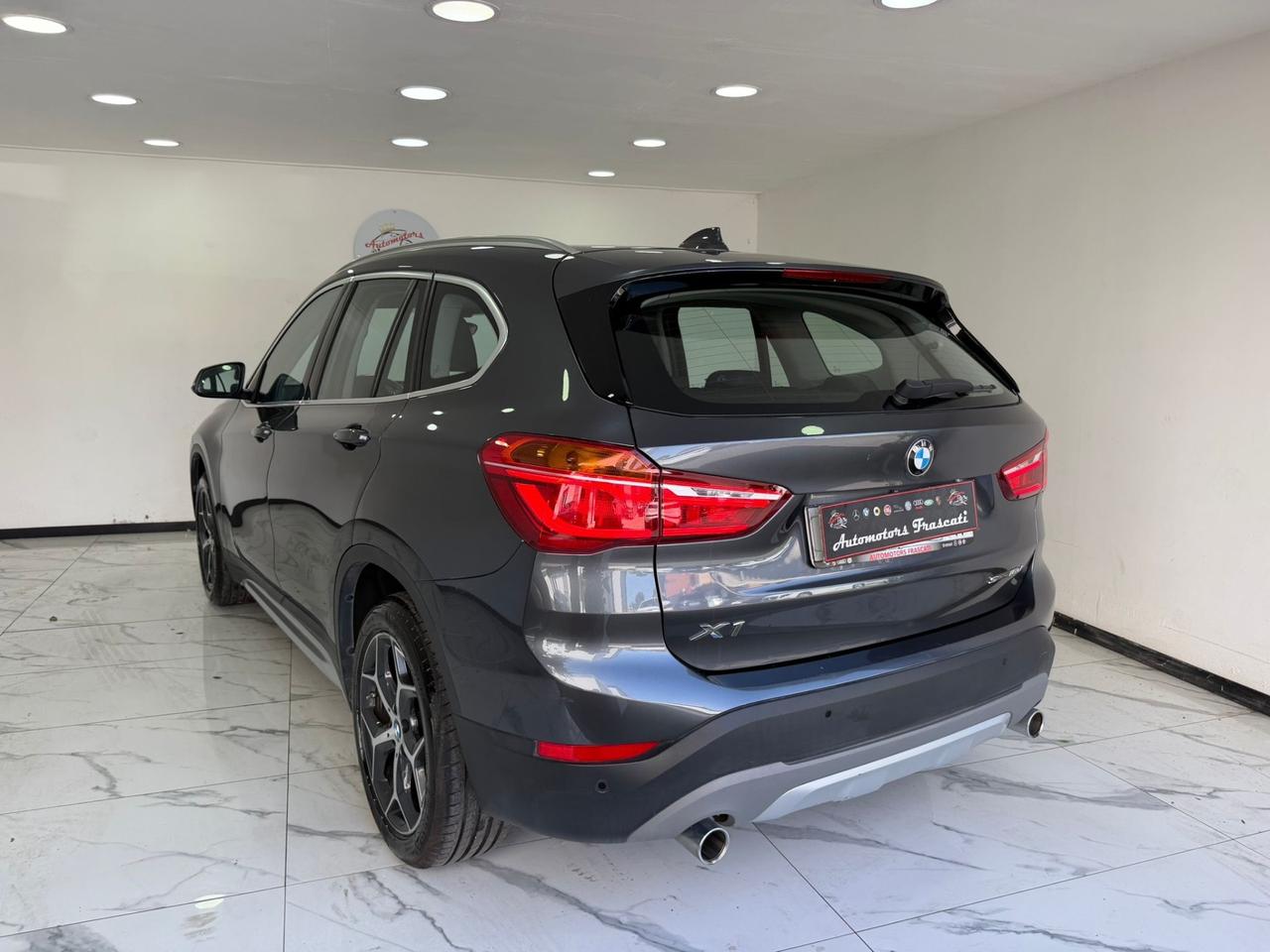 Bmw X1 sDrive18d xLine-AUTOMATICA-LED-2019