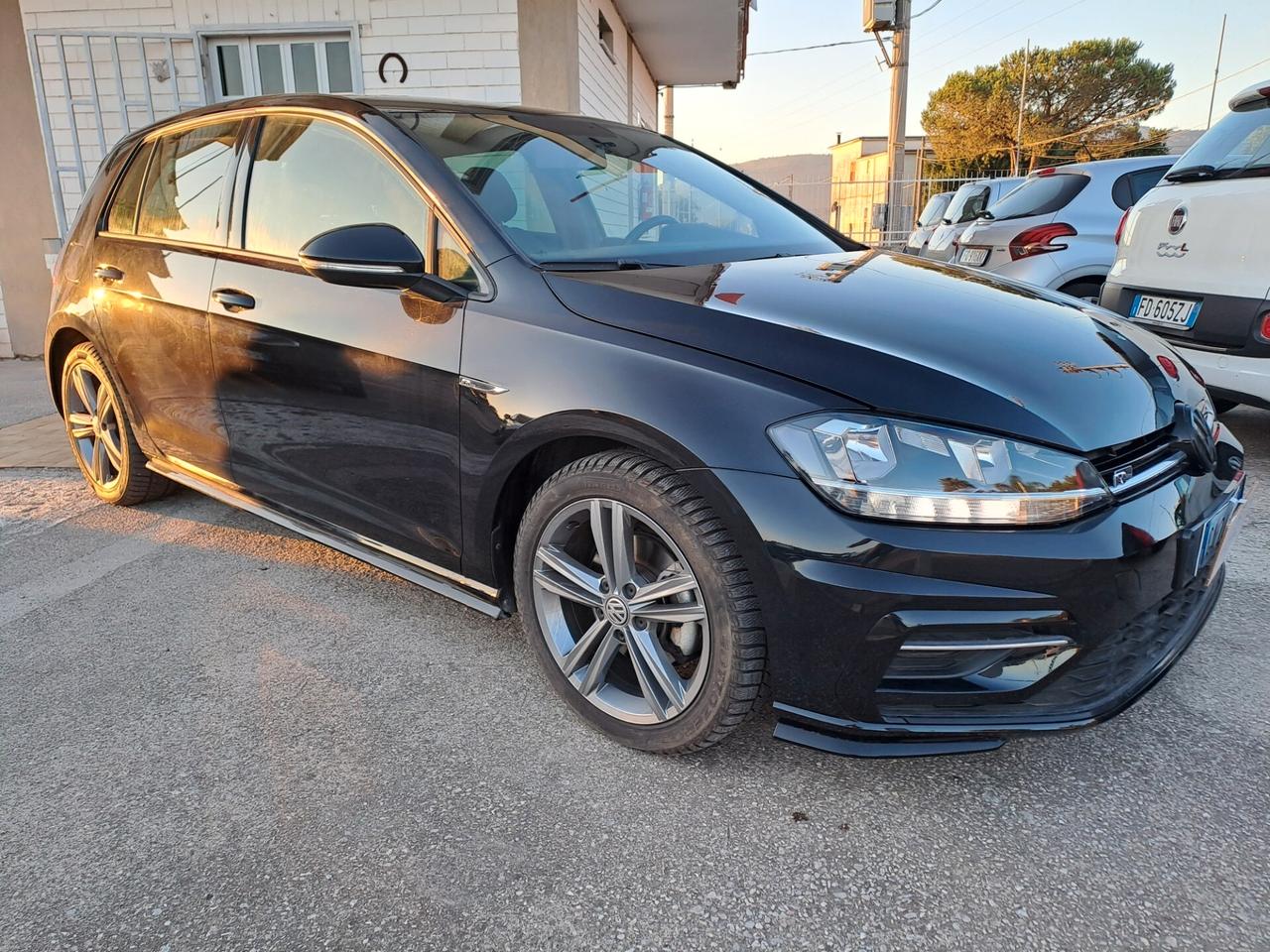 Volkswagen Golf 7.5 2.0 TDI R LINE 150 CV 2020 29MILA KM