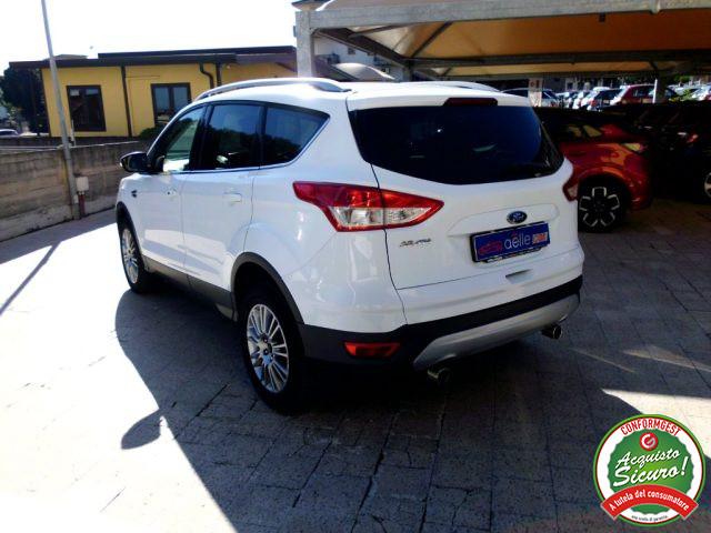 FORD Kuga 2.0 TDCI 140 CV 4WD Powershift Business
