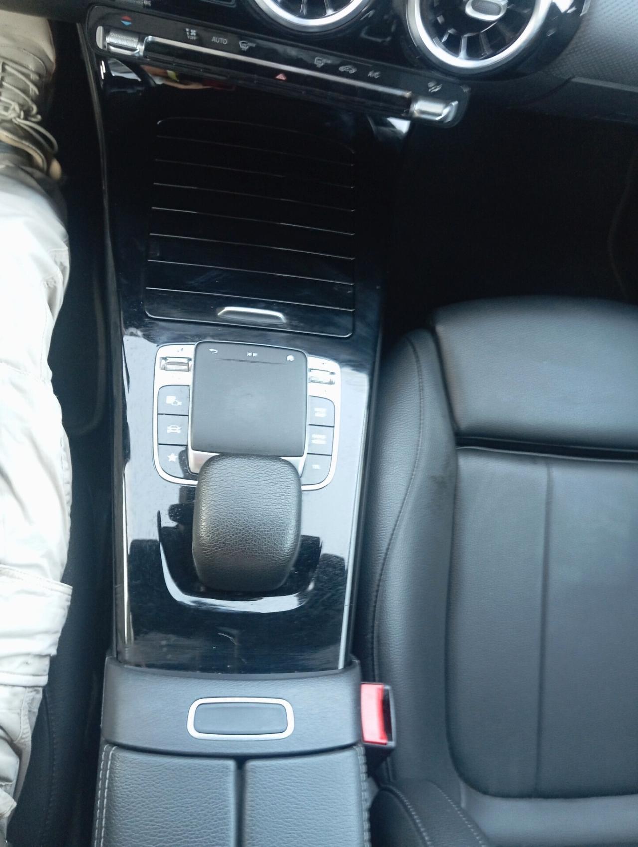 Mercedes-benz A 200 A 200 d Automatic 4p. Sport