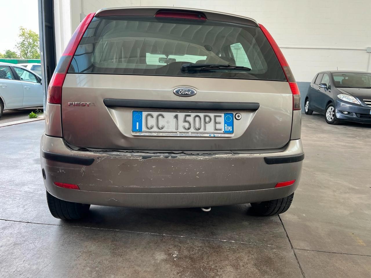 Ford Fiesta 1.4 16V 5p. Zetec