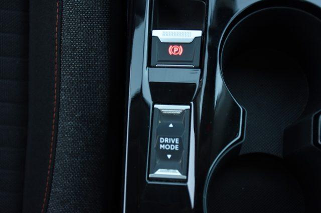 PEUGEOT 208 motore elettrico 136 CV 5 porte Active