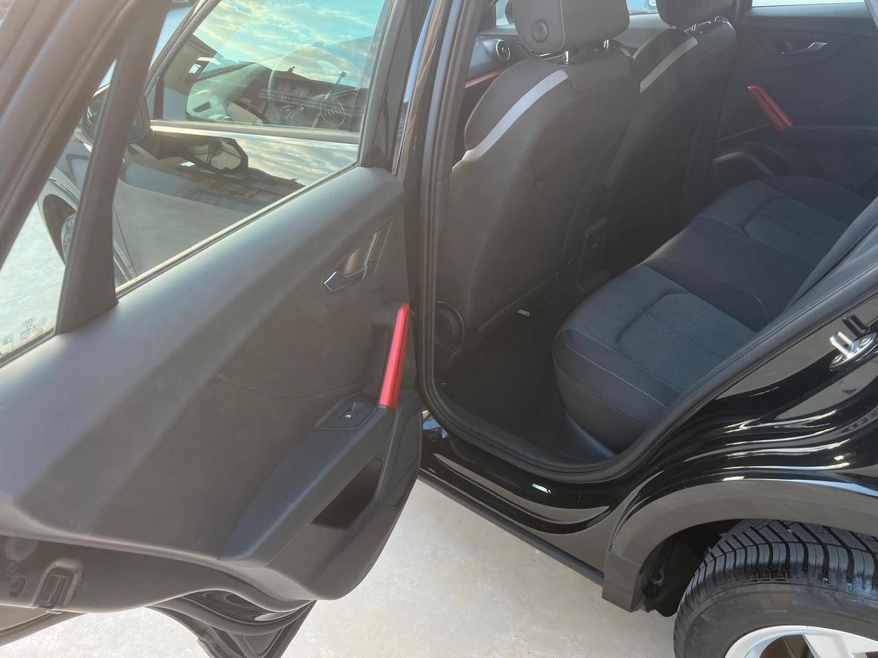 Audi Q2 30 TDI S line - fuoristrada /SUV 5 porte