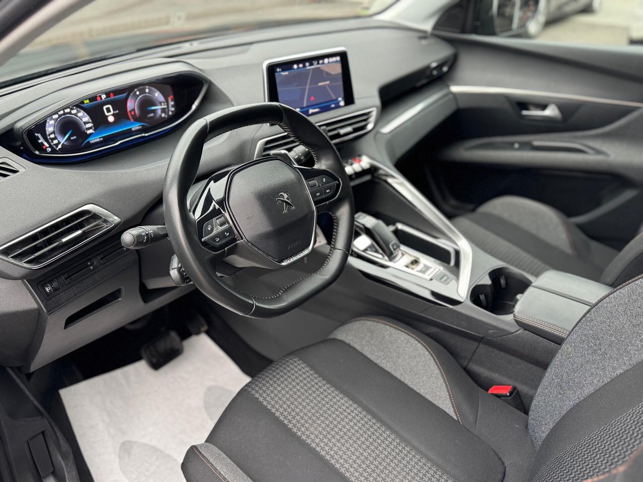 Peugeot 3008 BlueHDi 130 S&S EAT8