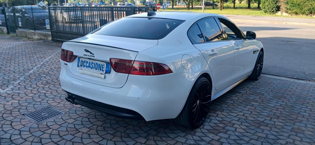 Jaguar XE 2.0 D Turbo 180 CV AWD aut. R-Sport