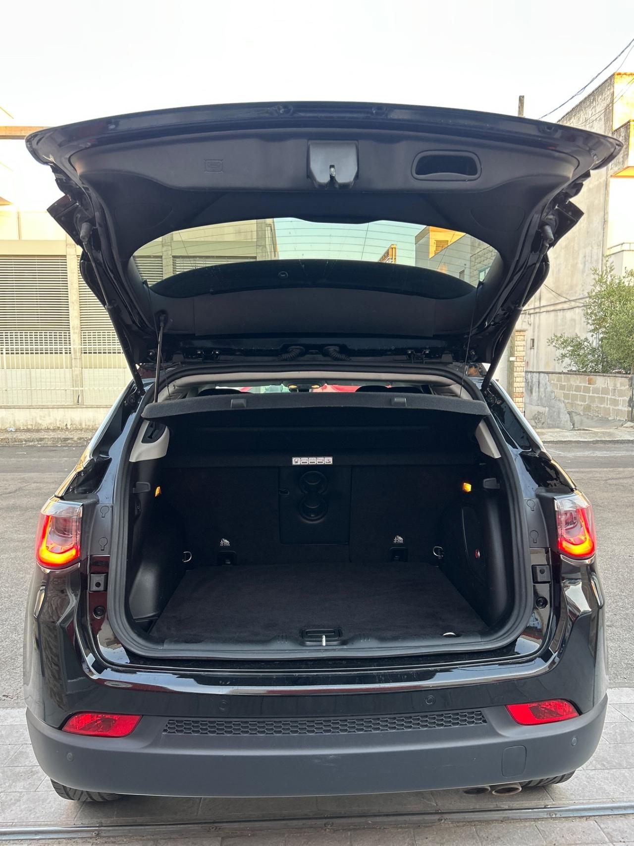 Jeep Compass 1.6 120 cv Longitude-2018-PELLE-NAVI
