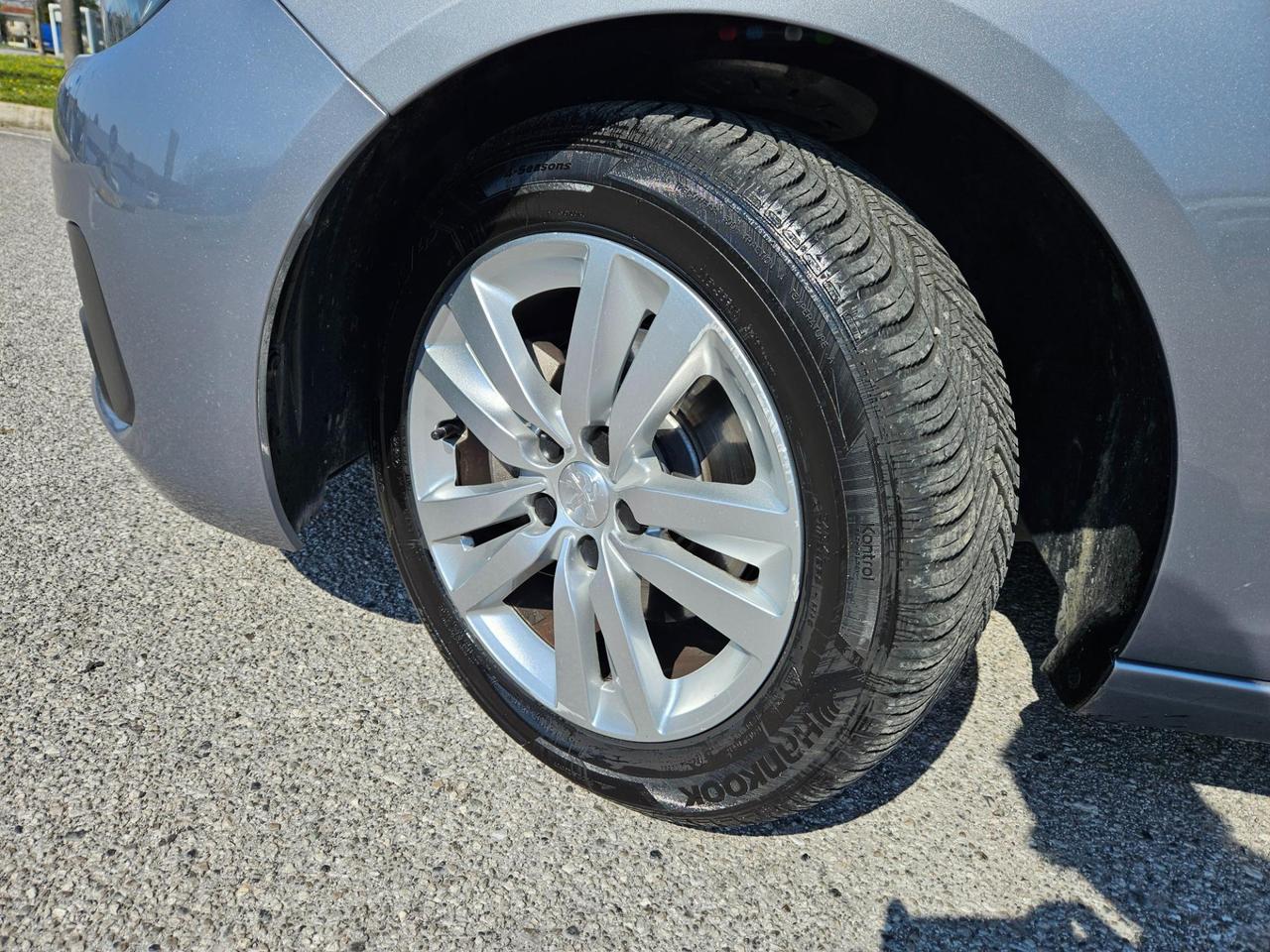 Peugeot 308 Station Wagon 308 SW 1.6 bluehdi Active s&s 120cv eat6